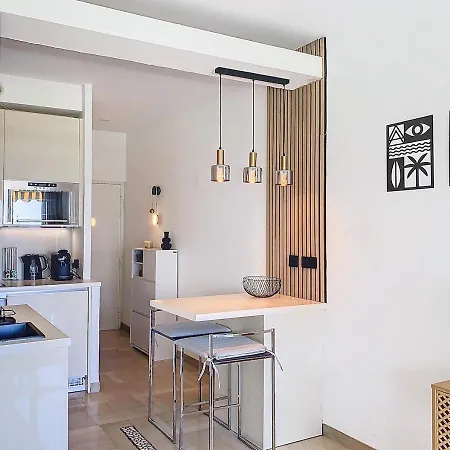 Apartment T1bis Vue Et Port Marina Baie Des Anges *